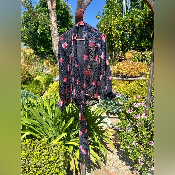 --Beautiful Free People allure kimono one size fits all - Picture 4 of 7